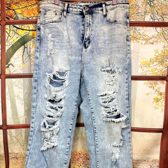 Almost Famous High Rise Distressed 90s Wide Leg Jeans 13 Jr / 14 Womens - Picture 2 of 13